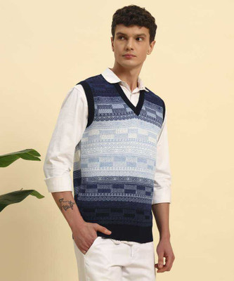 MUSKAN KNITWEAR Self Design V Neck Casual Men Blue Sweater