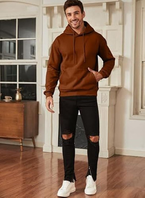 Saklana Full Sleeve Solid Men Sweatshirt