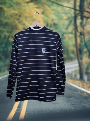 Tiki Tees Striped Round Neck Casual Men Black Sweater