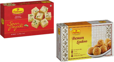 Haldiram's Nagpur Soan Papdi 1kg and Besan Ladoo 250gm (Combo Pack) Box(2 x 625 g)