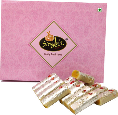 singla's KAJU ROLL 400 grams Box(400 g)