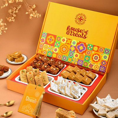 HyperFoods Diwali Sweet Treasures with Greetings Card Box(4 x 175 g)