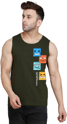 MINISTRY OF FRIENDS Printed, Typography Men Round Neck Dark Green T-Shirt