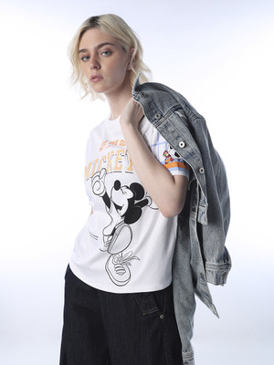 ONLY Typography, Graphic Print Women Round Neck White T-Shirt