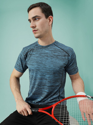 Adrenex Solid Men Round Neck Green T-Shirt