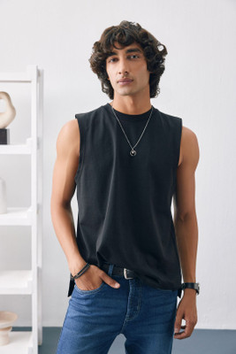 UNSTD Solid Men Round Neck Black T-Shirt