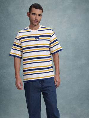 Roadster Striped Men Round Neck White T-Shirt