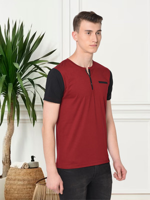 UNICUS APPAREL Colorblock Men Round Neck Maroon T-Shirt