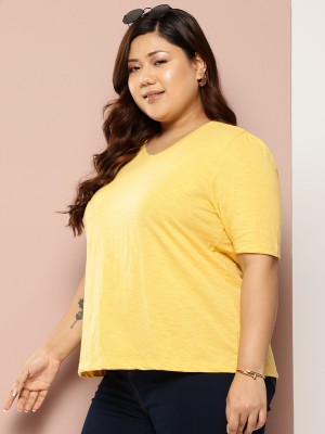 Sztori Solid Women V Neck Yellow T-Shirt