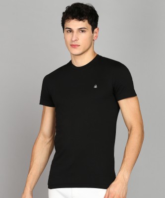 United Colors of Benetton Solid Men Round Neck Black T-Shirt