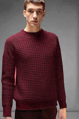 FREAKS Self Design Men Crew Neck Maroon T-Shirt