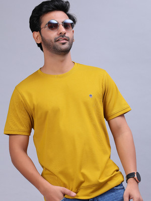 V-MART Solid Men Round Neck Yellow T-Shirt