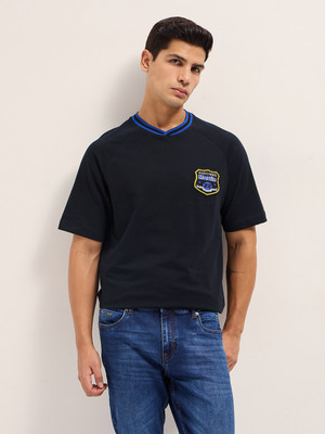THE BEAR HOUSE Self Design Men Crew Neck Black T-Shirt