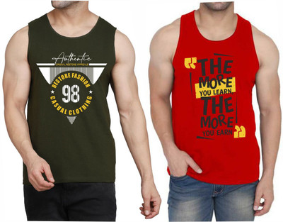 WOOSTRO Graphic Print Men Scoop Neck Dark Green, Red T-Shirt