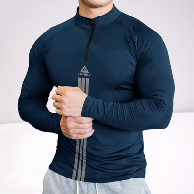 GAARRBLY Colorblock Men High Neck Navy Blue T-Shirt