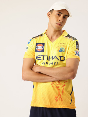 IZON Printed Men V Neck Yellow T-Shirt