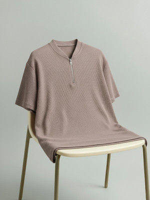 Jump Cuts Solid Men Henley Neck Brown T-Shirt