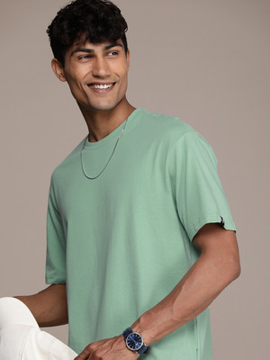 WROGN Solid Men Round Neck Green T-Shirt