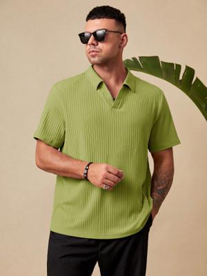 Leriya Fashion Solid Men V Neck Green T-Shirt