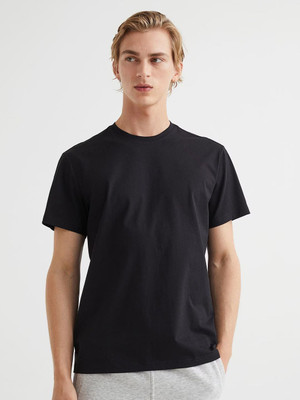 OrrganicChics Solid Men Round Neck Black T-Shirt
