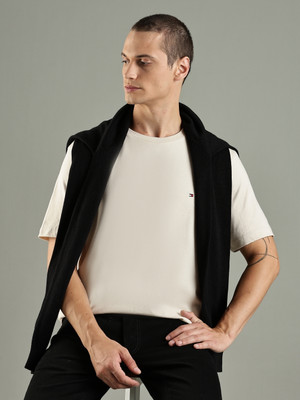 TOMMY HILFIGER Solid Men Round Neck Beige T-Shirt