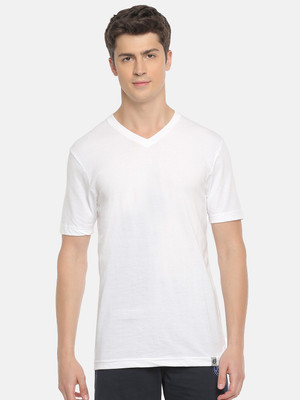 Macroman M-Series Solid Men V Neck White T-Shirt