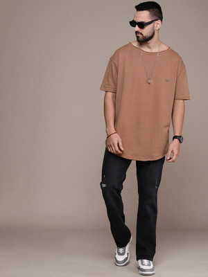 Roadster Solid Men Round Neck Brown T-Shirt