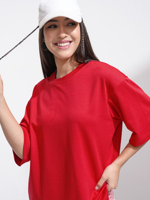 Tokyo Talkies Solid Women Round Neck Red T-Shirt
