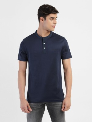LEVI'S Solid Men Henley Neck Blue T-Shirt