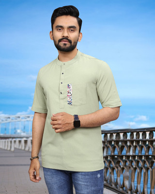 METRONAUT Solid Men Mandarin Collar Green T-Shirt
