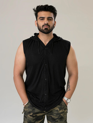 Blisstone Solid Men Hooded Neck Black T-Shirt