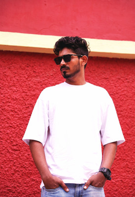 VEYRE Graphic Print Men Round Neck White T-Shirt