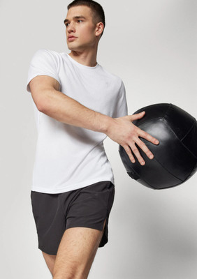 nymera Solid Men Crew Neck White T-Shirt