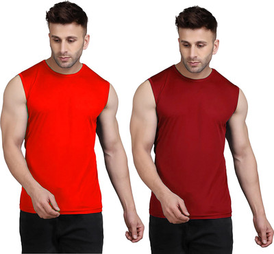 UDI n ADI Solid Men Round Neck Red, Maroon T-Shirt