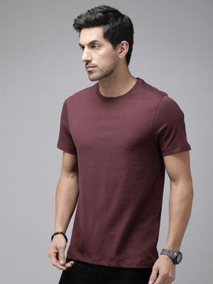 RULEDBYSUN Solid Men Round Neck Maroon T-Shirt