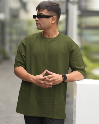 Amaran Solid Men Round Neck Green T-Shirt