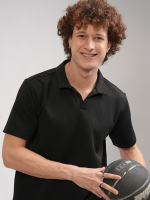 HIGHLANDER Solid Men Polo Neck Black T-Shirt