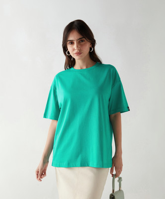 BEWAKOOF Solid Women Round Neck Green T-Shirt