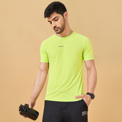 Ajile By Pantaloons Solid Men Round Neck Green T-Shirt