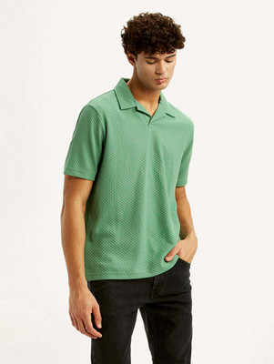 LEVI'S Self Design Men Polo Neck Green T-Shirt