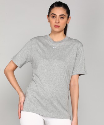 NIKE Solid Women Round Neck Black T-Shirt