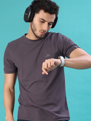 V-MART Solid Men Round Neck Black T-Shirt