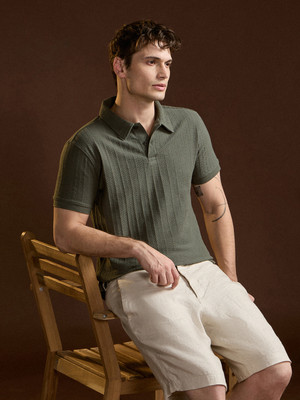 THE BEAR HOUSE Self Design Men Polo Neck Dark Green T-Shirt