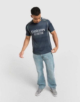Thiva Printed Men Round Neck Dark Blue T-Shirt