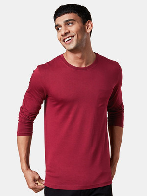 OrrganicChics Solid Men Round Neck Maroon T-Shirt