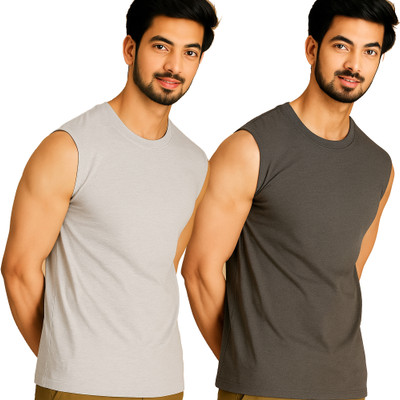 Moordale Solid Men Round Neck Grey T-Shirt