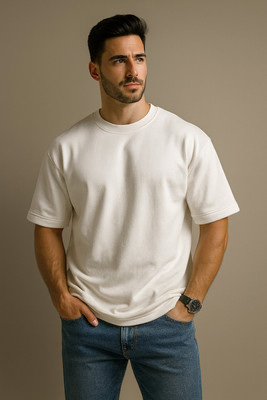 GROOVIES Solid Men Round Neck White T-Shirt