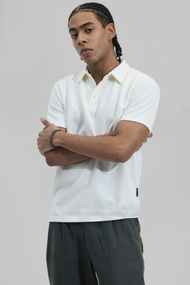 Snitch Solid Men Polo Neck White T-Shirt