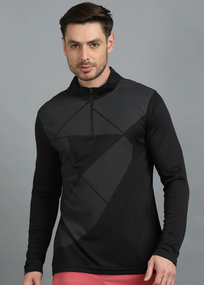 Adrenex Printed Men Round Neck Black T-Shirt