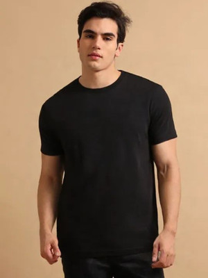 LH-Ladies Haat Solid Men Round Neck Black T-Shirt